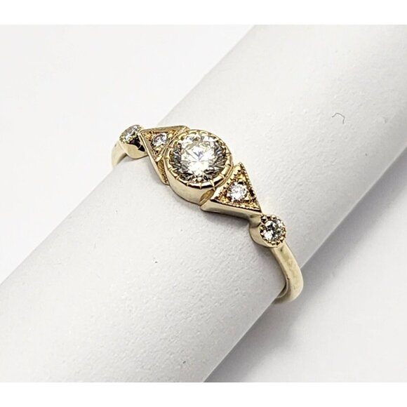 Beautiful 14K Karat Solid Yellow Gold Designer Round Diamond Ring - Size 4.25 - Picture 10 of 16